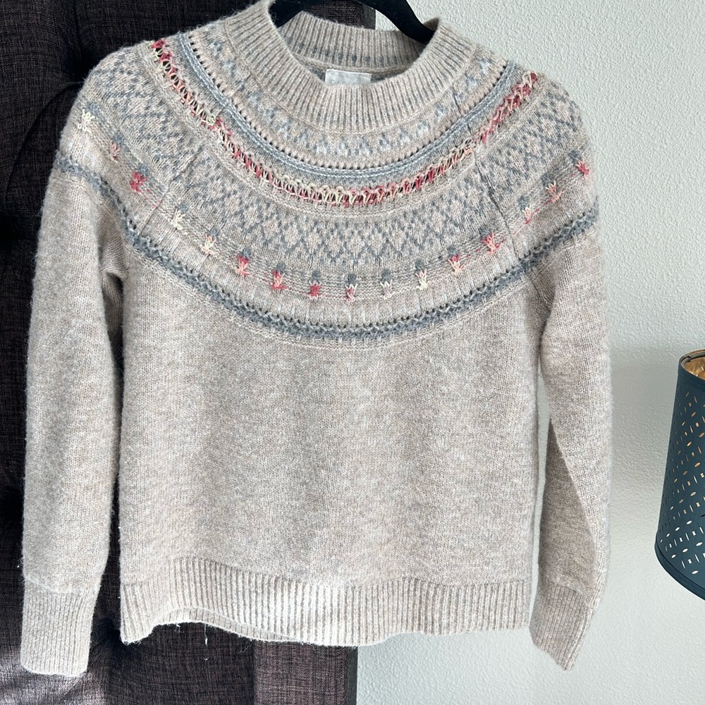 Caslon Beige and Gray Patterned Sweater